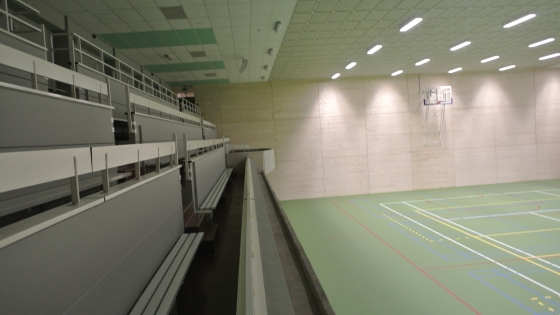 een foto van de sporthal van Sportpunt Zwevegem